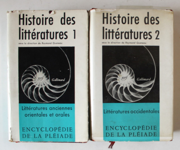 HISTOIRE DES LITTERATURES  , sous la direction de RAYMOND QUENEAU , VOLUMELE I - II , ENCYCLOPEDIE DE LA PLEIADE , 1956 , TIPARITA PE HARTIE DE BIBLIE , LEGATURA PIELE , EDITIE DE LUX *