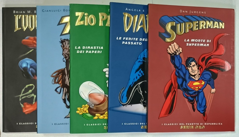 I CLASSICI DEL FUMETO DI REPUBBLICA , SERIE ORO "L 'UOMO RAGNO / TEX / ZIO PAPERONE / DIABOLIK / SUPERMAN ,  SET DE CINCI VOLUME  , BENZI DESENATE IN LIMBA ITALIANA , 2004