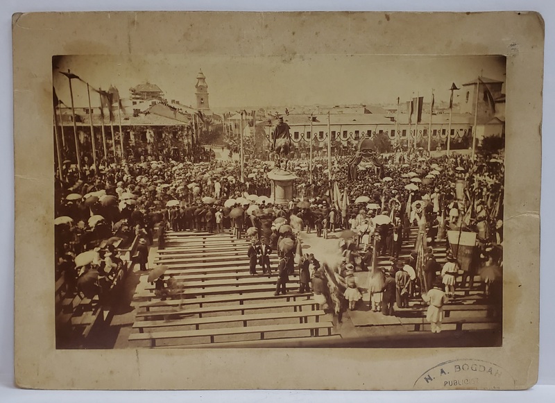 IASI , INAUGURAREA STATUII LUI STEFAN CEL MARE , FOTOGRAFIE DE ANSAMBLU CU PARTICIPANTII , FOTO. SWIATONIOWSKI , 1883