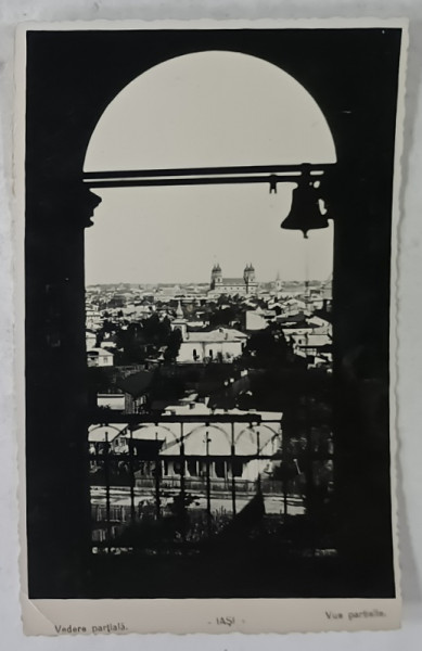 IASI , VEDERE PARTIALA INSPRE MITROPOLIE , DIN CLOPOTNITA BISERICII BARBOIU , CARTE POSTALA , 1936