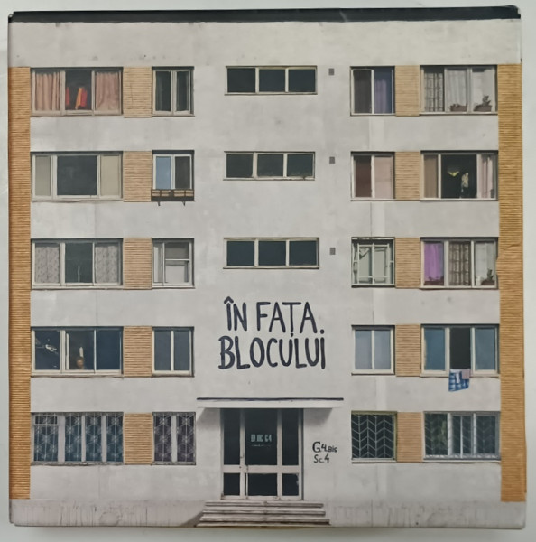 IN FATA BLOCULUI , O COLECTIE DE 55 DE JOCURI ...ALE GENERATIEI CU CHEIA LA GAT , 2014