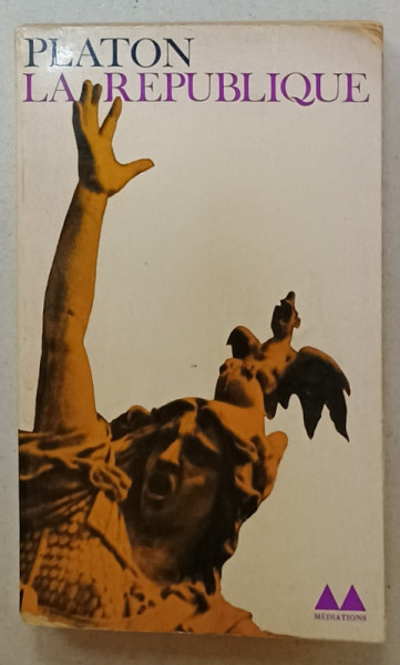 LA REPUBLIQUE par PLATON , 1971, COPERTA CU PETE SI URME DE UZURA