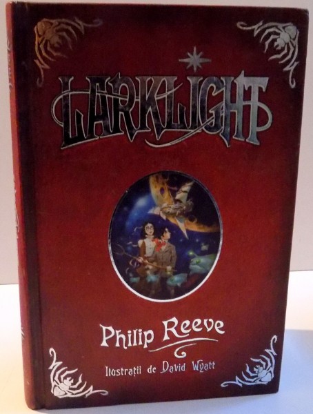 LARKLIGHT SAU RAZBUNAREA PAIANJENILOR ALBI SAU PANA PE INELELE LUI SATURN SI INAPOI , 2006