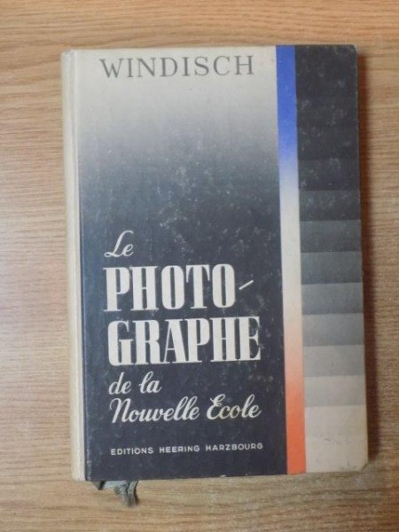 LE PHOTOGRAPHE DE LA NOUVELLE ECOLE par HANS WINDISCH  1938