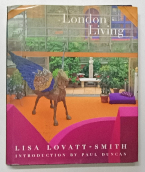 LONDON LIVING by LISA LOVATT - SMITH , 1997