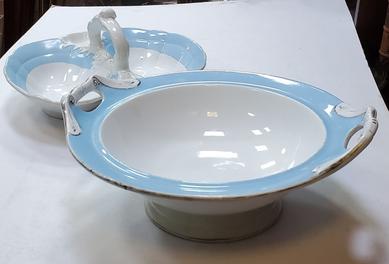 M S Kuznetsov Porcelain, Pereche de vase pentru servit, cca. 1900