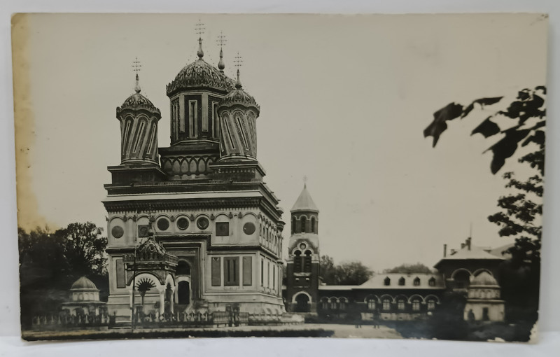 MANASTIREA  CURTEA DE ARGES CU PALATUL REGAL , CARTE POSTALA ILUSTRATA , 1936