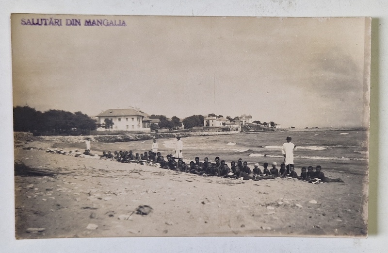MANGALIA , TINERI MILITARI FACAND PLAJA SUB INDRUMAREA MEDICILOR , CARTE POSTALA , INTERBELICA
