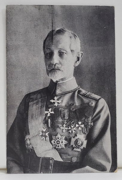 MARESALUL ALEXANDRU AVERESCU , IN UNIFORMA CU DECORATII , FOTOGRAFIE TIP CARTE POSTALA , INTERBELICA