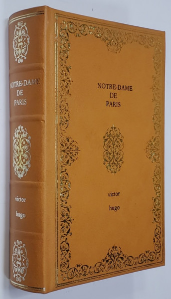 NOTRE - DAME DE PARIS par VICTOR HUGO , 1968