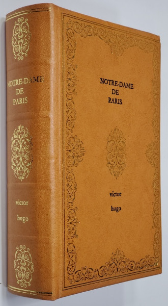 NOTRE - DAME DE PARIS par VICTOR HUGO , 1973