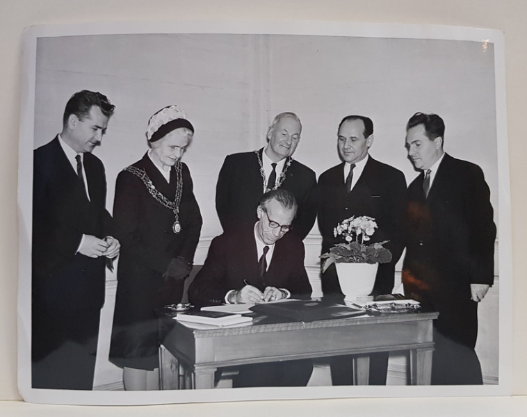 OFICIALI ROMANI LA CIVIC CENTRE , SOUTHAMPTON , FOTOGRAFIE , IANUARIE , 1965