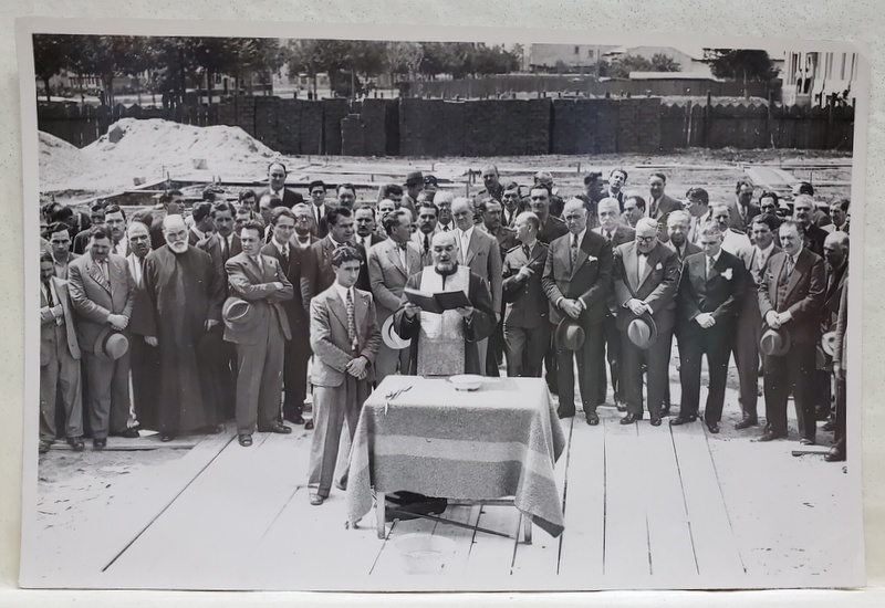 OFICIALITATI SI OFITERI , LA O SLUJBA  DE SFINTIRE  LA DESCHIDEREA UNUI SANTIER , FOTOGRAFIE , ANII '30