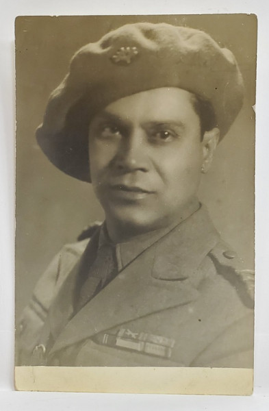 OFITERUL  ROMAN MARIN TUGUI, IN UNIFORMA  , DIVIZIA 18 ' VANATORI DE MUNTE ' , FOTOGRAFIE FORMAT CARTE POSTALA , 1944