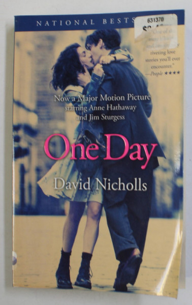 ONE DAY by DAVID NICHOLLS , 2009, PREZINTA HALOURI DE APA *