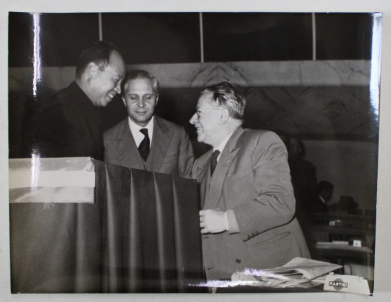PALMIRO TOGLIATI  SI PRIMARUL PEKINULUI LA AL VIII - LEA CONGRES AL P.C.I. , ROMA , FOTOGRAFIE DE PRESA , 1956