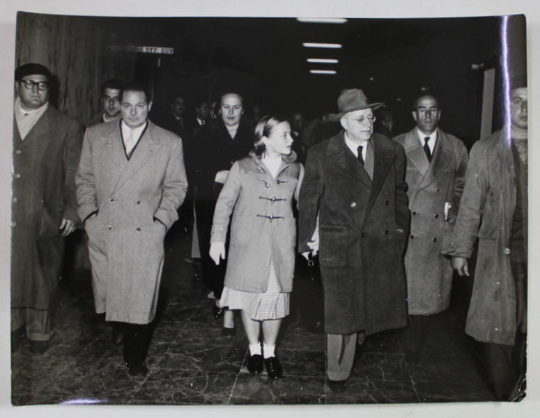 PALMIRO TOGLIATTI SOSIND LA  CONGRESUL AL VIII - LEA AL P.C.I. , ROMA , FOTOGRAFIE DE PRESA , 1956