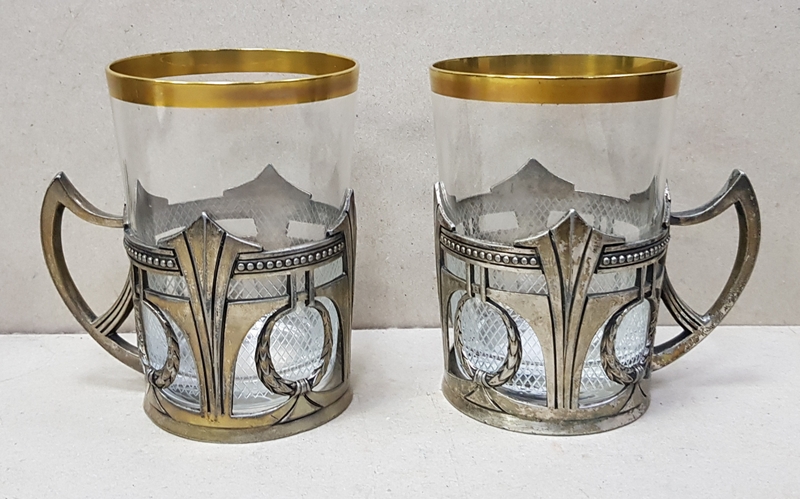PERECHE DE SUPORTURI , JUGENDSTIL , CU PAHARE DIN CRISTAL GRAVAT SI  DECORAT CU AUR COLOIDAL