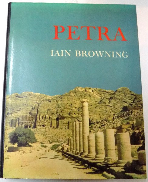 PETRA de IAIN BROWNNING , 1974