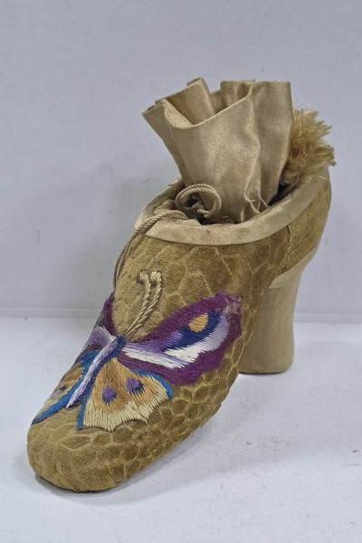 POSETA , PORT - MONEDE IN FORMA DE PANTOF , ATELIER EUROPEAN ,  CCA. 1900