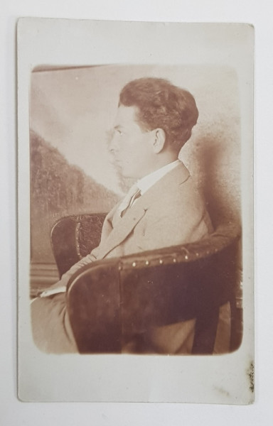 PROFILUL UNUI TANAR , FOTOGRAFIE TIP CARTE POSTALA , 1919