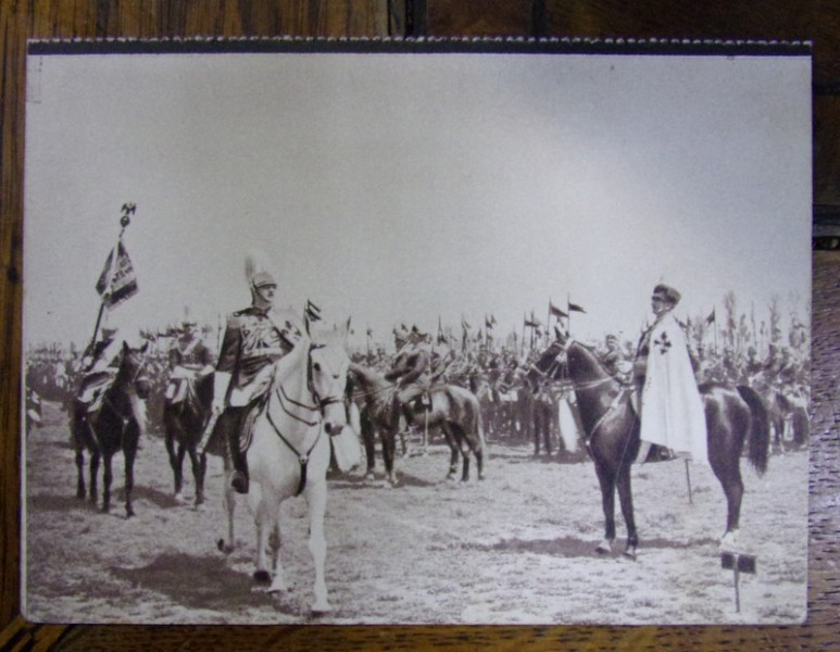 REGELE CAROL II - PARADA LA 10 MAI . COTROCENI - CARTE POSTALA ILUSTRATA
