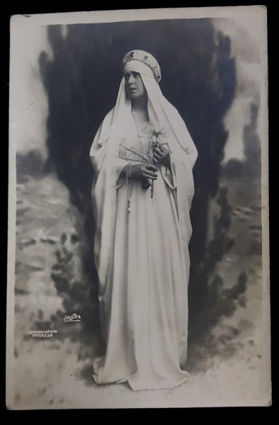 Regina Maria - Fotografie tip CP