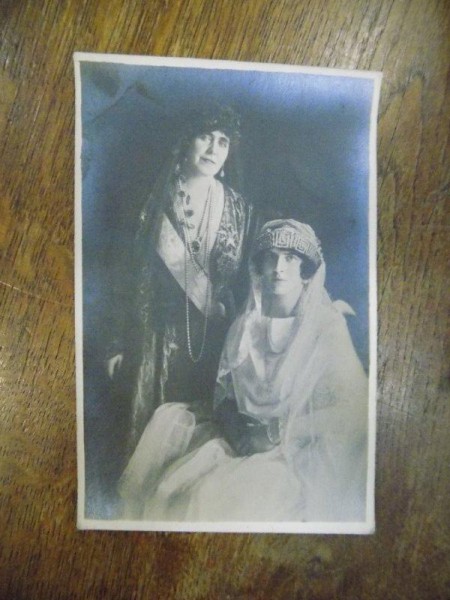 Regina Maria si Principesa Elena, foto originala tip CP