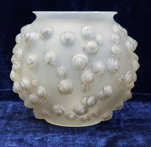 RENE LALIQUE -VAS DECORATIV