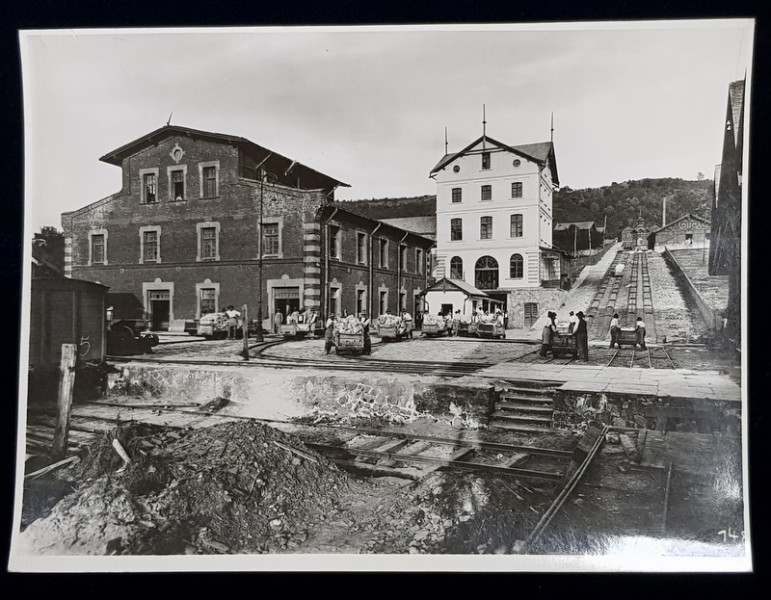 SALINA SLANIC  - VECHEA MOARA SI PLANUL INCLINAT , FOTOGRAFIE MONOCROMA PE HARTIE LUCIOASA , PERIOADA INTERBELICA