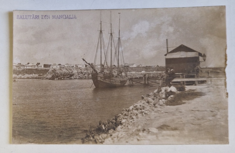 SALUTARI DIN MANGALIA , VAPOR CU PANZE ANCORAT LA MAL , CARTE POSTALA , INTERBELICA