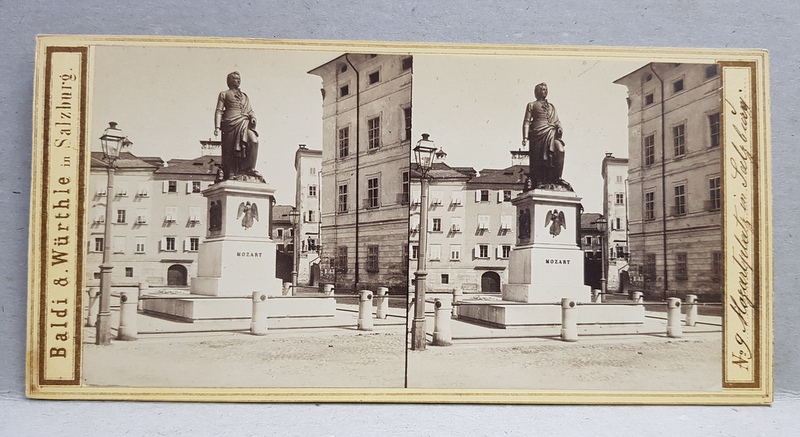 SALZBURG , MONUMENTUL  LUI MOZART , FOTOGRAFIE STEREOSCOPICA , MONOCROMA, PE CARTON , CCA. 1900