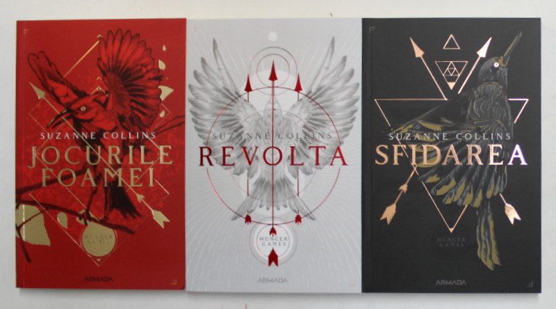 SERIA HUNGER GAMES , VOLUMELE I - III , EDITIA A IV - A de SUZANNE COLLINS , 2019
