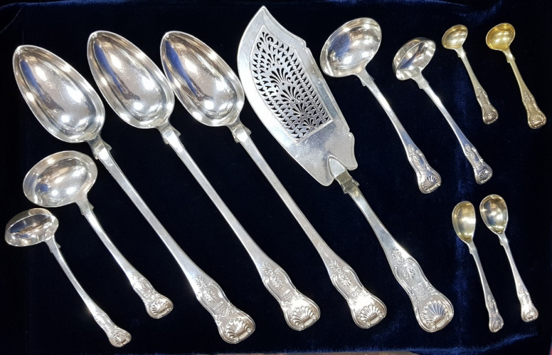 Serviciu din argint Sterling Silver pentru 12 persoane, George IV al Scotiei, Edinburgh, 1827