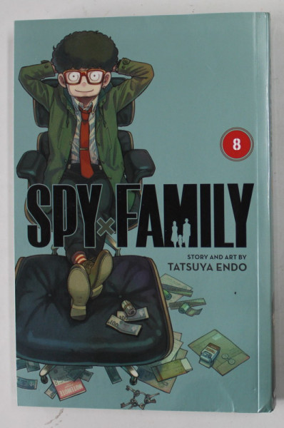 SPY FAMILY , No. 8 , story and art by TATSUYA ENDO , 2022 , COPERTA SPATE CU DEFECT , BENZI DESENATE