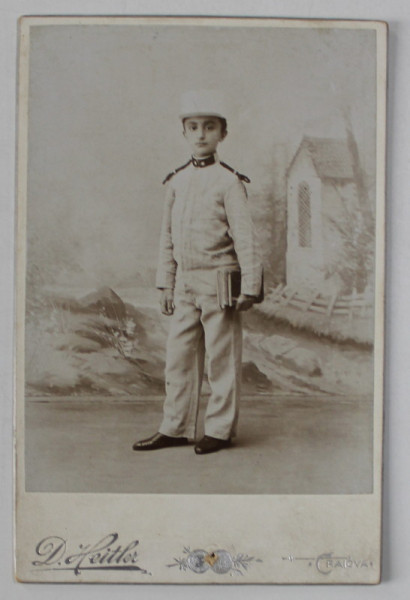 STUDIO D. HEITLER , CRAIOVA , ELEV IN UNIFORMA MILITARA , FOTOGRAFIE CABINET , CCA. 1900