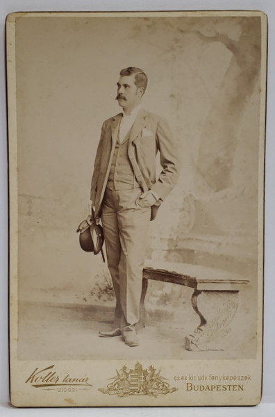 STUDIO KOLLER KAROLY , BUDAPESTA , DOMN IN COSTUM , FOTOGRAFIE CABINET , 1894