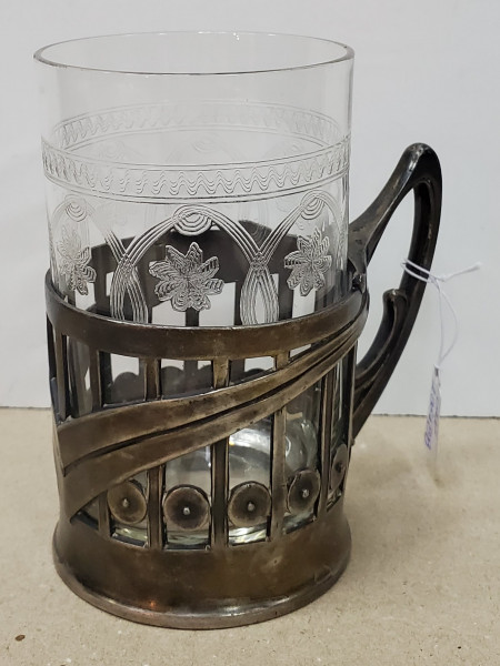 Suport din metal argintat si pahar pentru servit ceai, cca. 1900