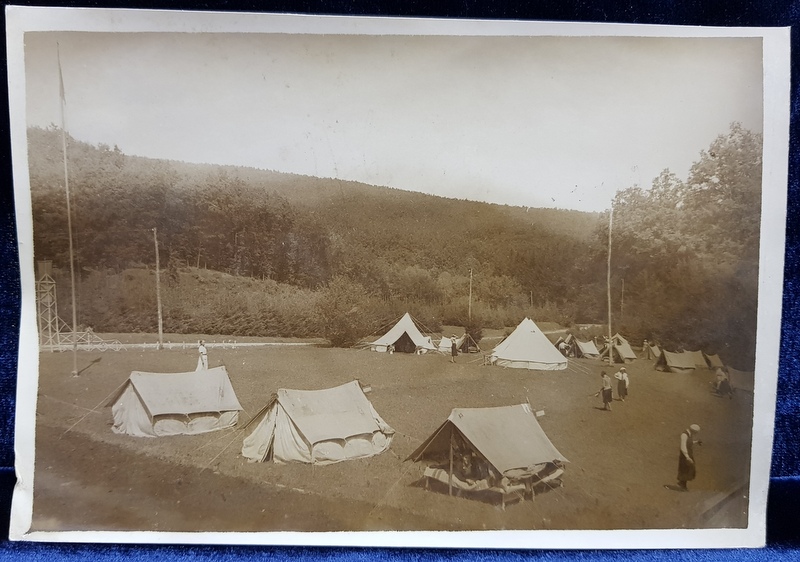 TABARA  STRAJERILOR DE LA AIUD , FOTOGRAFIE DE IOSIF BERMAN , MONOCROMA , PERIOADA INTERBELICA