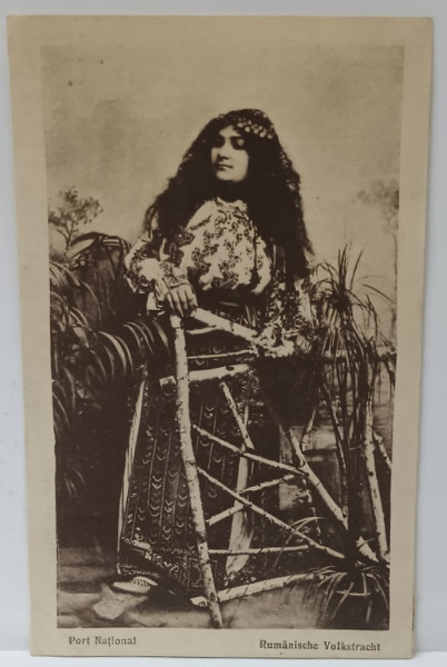 TANARA IN PORT NATIONAL , CARTE POSTALA ILUSTRATA , INCEPUTUL SEC. XX