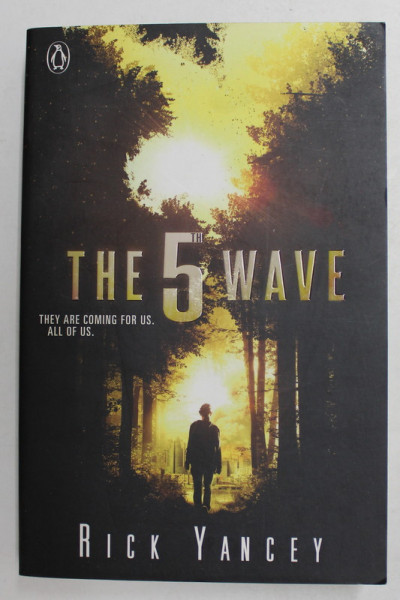 THE 5th WAVE by RICK YANCEY , 2013