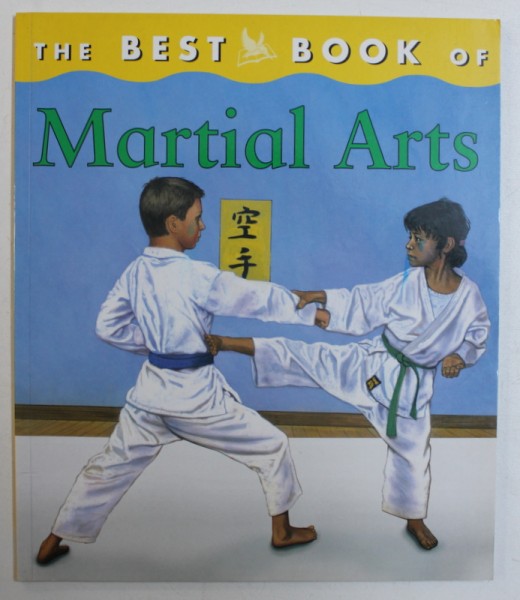 THE BEST BOOK OF MARTIAL ARTS by LAUREN ROBERTSON , 2005
