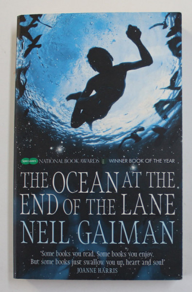 THE OCEAN  AT THE END OF THE LANE by NEIL GAIMAN , 2014
