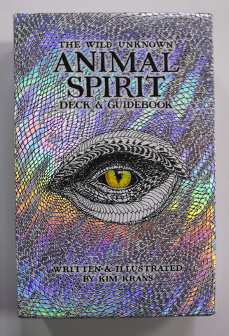 THE WILD UNKNOWN ANIMAL SPIRIT - DECK and GUIDEBOOK , CONTINE O CUTIE CU GHID si 63 CARTOLINE de KIM KRANS , 2018