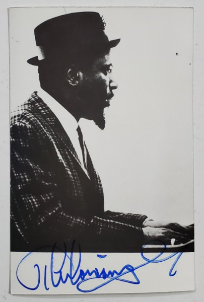 THELONIOUS MONK  (1917 -1982 ) , MARE COMPOZITOR SI PIANIST DE JAZZ AMERICAN , FOTOGRAFIE SEMNATA OLOGRAF , ANII ' 70