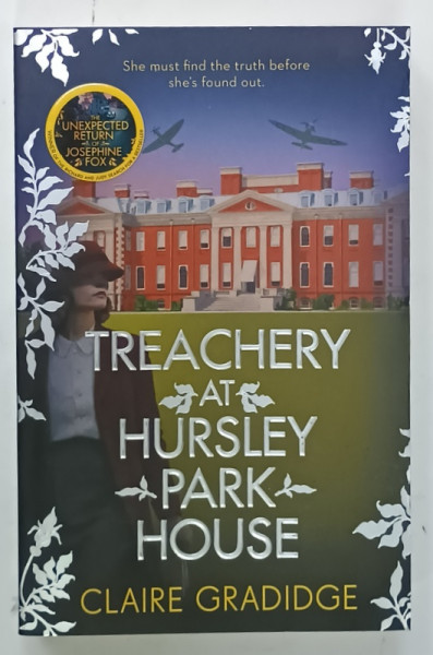TREACHERY AT HURSLEY PARK HOUSE by CLAIRE GRADIGE , 2021