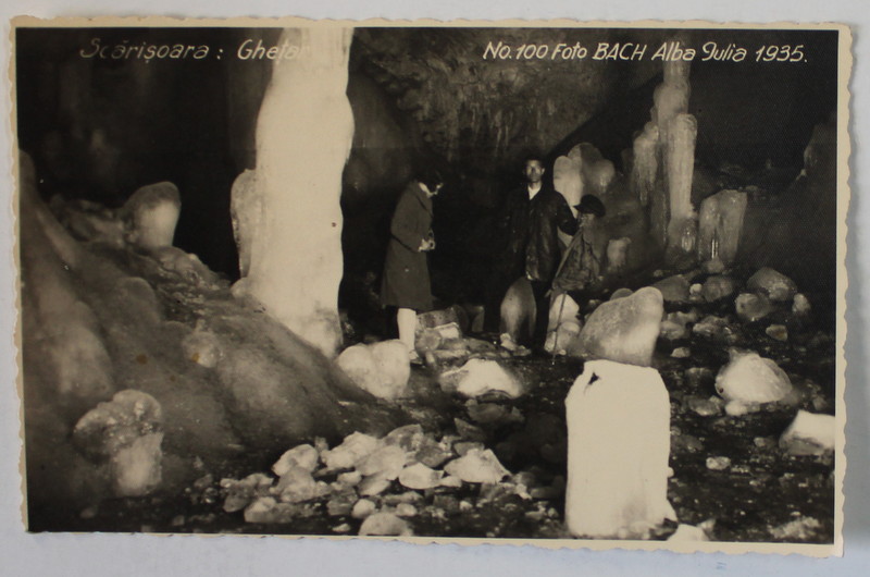 TURISTI IN PESTERA SCARISOARA , LA GHETAR , FOTO BACH . ALBA IULIA , 1935