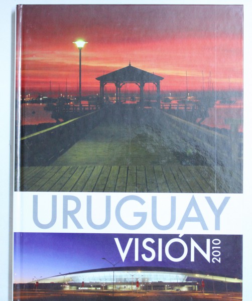 URUGUAY  , editor FERNANDO CASTILLO , 2010