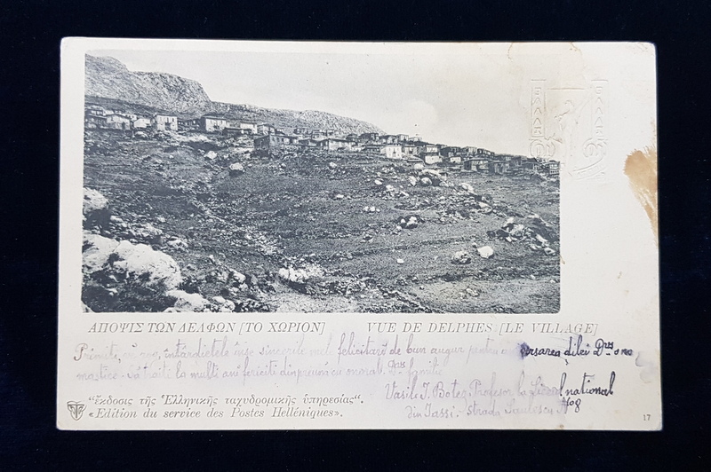 VUE DE DELPHES  - LE VILLAGE , CARTE POSTALA ILUSTRATA , MONOCROMA, CIRCULATA , PREZINTA PETE DE APA , CLASICA , DATATA 1901